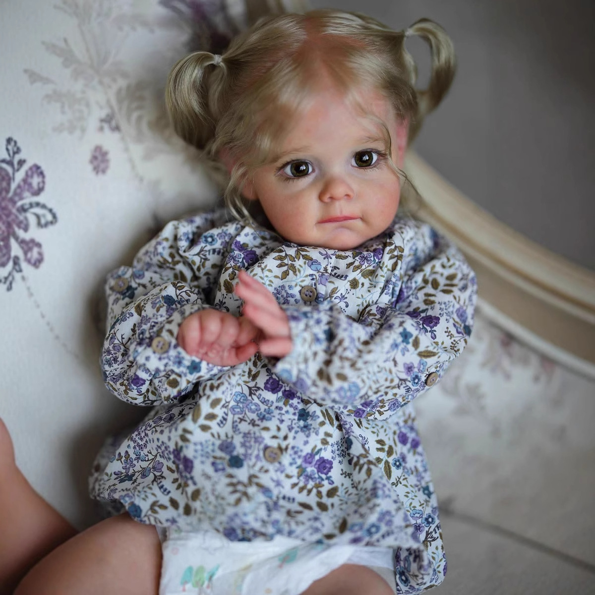 Reborn Baby Doll Silicone Realistic - 愛らしいシリコン製ベビードール、リアルな新生児の女の子、マギー、完成品、コレクション用アートドール、クリスマスや誕生日のプレゼントに最適。